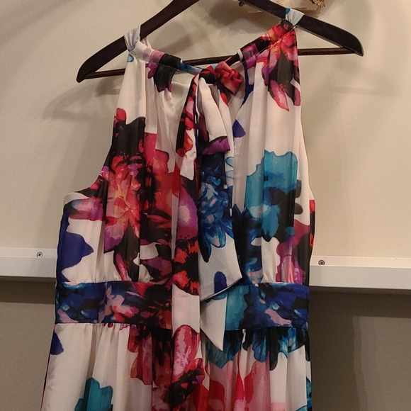 Eliza J Formal dress - Picture 3 of 5